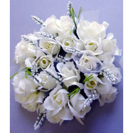 Bridal Rosebud Candle Ring - White, 9 Inch