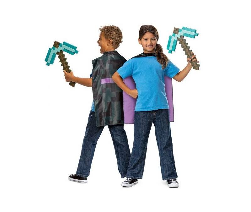 Plastic Minecraft Pickaxe & Cape Set